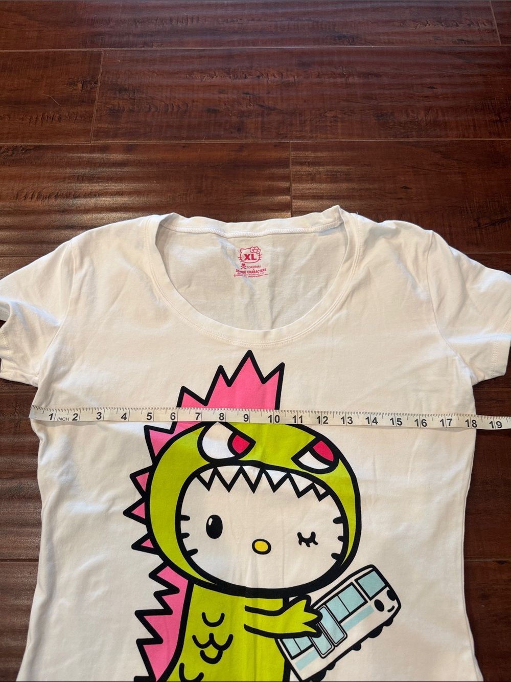 Tokidoki Hello Kitty Kaiju (Godzilla) Tee, Rare, Size XL, Like New! - Picture 2 of 8